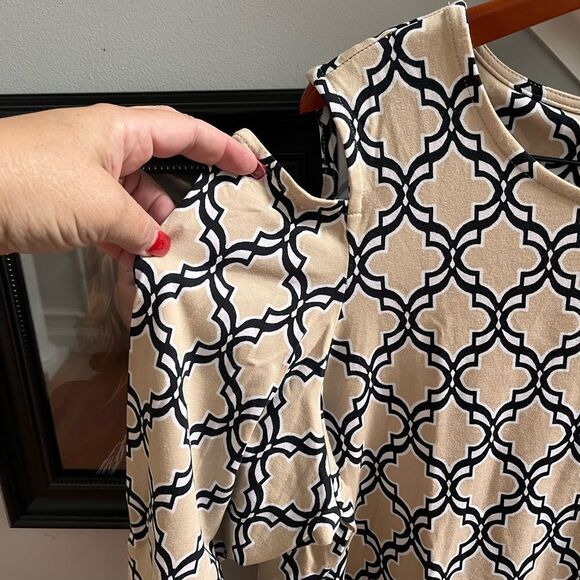 Susan Graver Tan & Black Print Cold Shoulder Tunic Top sz XL NWOT - Picture 2 of 6